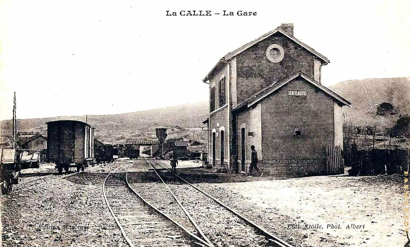 La Calle - Gare - 1925.jpg